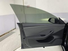 Tesla Model 3 rear-wheel drive version - фото 17