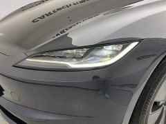 Tesla Model 3 rear-wheel drive version - фото 9