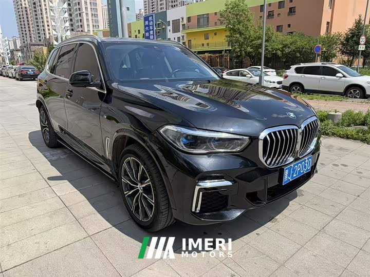 BMW X5 xDrive 30Li Exclusive M Sports Package - автомобиль из Китая