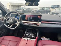 BMW 5 Series 530Li Exclusive M Sports Package - фото 4
