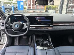 BMW i5 2024 eDrive 35L Exclusive Luxury Package - фото 8
