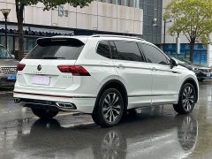 Volkswagen Tiguan L 330TSI automatic two-wheel drive R-Line version - фото 12