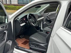 Volkswagen Tiguan L 330TSI automatic two-wheel drive R-Line version - фото 4
