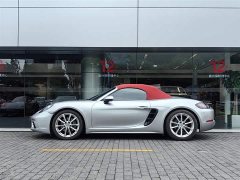 Porsche 718 Boxster 2.0T - фото 8