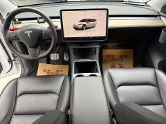 Tesla Model Y rear-wheel drive version - фото 9
