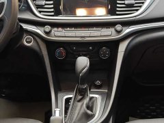 Mercedes-Benz Yinglang 1.5L automatic elite - фото 19