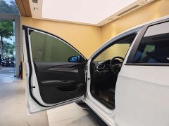 Mercedes-Benz Yinglang 1.5L automatic elite - фото 8