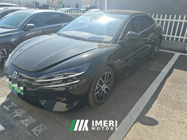 Denza Z9 2024 1100km four-wheel drive Max version - автомобиль из Китая