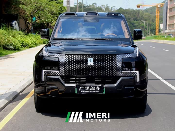 Yangwang U8 L 2025 Prestige Edition - автомобиль из Китая