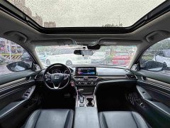 Honda Accord 260TURBO Magic Night Premium Edition - фото 13