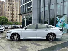 Honda Accord 260TURBO Magic Night Premium Edition - фото 3