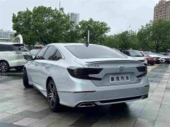 Honda Accord 260TURBO Magic Night Premium Edition - фото 8