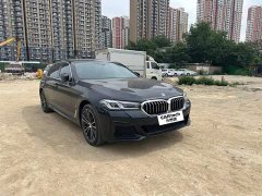 BMW 5 Series 530Li leading M sports package - фото 2