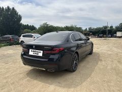 BMW 5 Series 530Li leading M sports package - фото 4