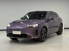 AITO Wenjie M5 extended range Ultra four-wheel drive version - фото 1