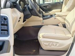 Toyota Land Cruiser (imported) LC300 3.5L automatic - фото 10