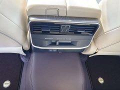 Toyota Land Cruiser (imported) LC300 3.5L automatic - фото 19