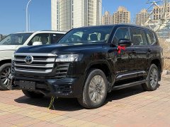 Toyota Land Cruiser (imported) LC300 4.0L automatic - фото 1