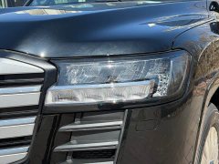 Toyota Land Cruiser (imported) LC300 4.0L automatic - фото 4