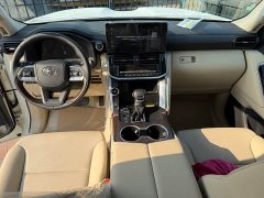 Toyota Land Cruiser (imported) LC300 4.0L Middle East version - фото 15