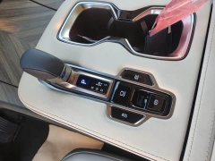 Lexus LM 350h seven-seat elegant version - фото 12