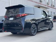 Toyota Alphard Hybrid 2.5L Executive Lounge - фото 4