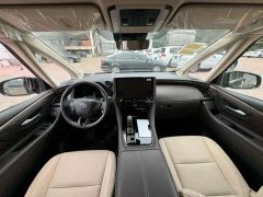 Toyota Alphard Hybrid 2.5L Executive Lounge - фото 6