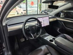 Tesla Model Y standard range rear-wheel drive version - фото 4