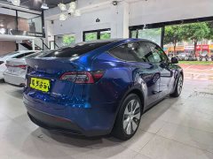 Tesla Model Y standard range rear-wheel drive version - фото 7