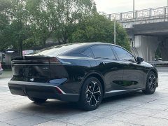 Lynk & Co Dark blue SL03 extended range elite - фото 7