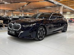 BMW 5 Series 530Li Leading M Sports Package - фото 1