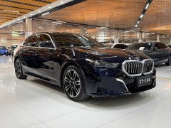 BMW 5 Series 530Li Leading M Sports Package - фото 3