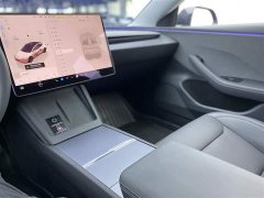 Tesla Model 3 facelift rear-wheel drive version - фото 18