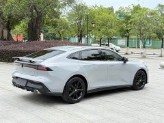 Changan UNI-V 1.5T premium - фото 4