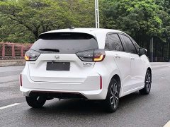 Lynk & Co LIFE 1.5L CVT SPORT Heartbeat Edition - фото 5
