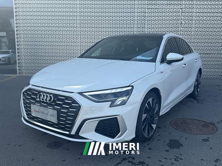 Audi A3 A3L Limousine 35 TFSI Fashionable and Sporty - автомобиль из Китая