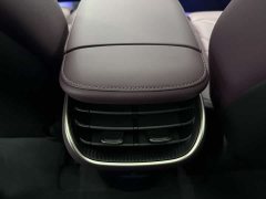 NIO ET5T 2025 75kWh Touring - фото 7
