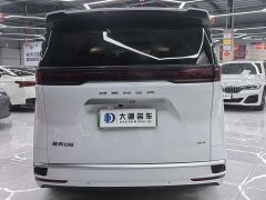 Denza D9 DM-i 970 Luxury - фото 4