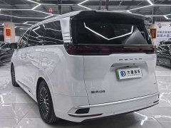 Denza D9 DM-i 970 Luxury - фото 5