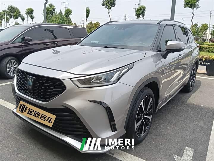Toyota Crown Lufang 2.5L HEV four-wheel drive luxury version - автомобиль из Китая