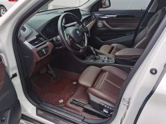 BMW X1 sDrive20Li fashionable - фото 3