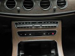 Mercedes-Benz E-Class facelift 2 E 260 L - фото 9
