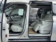 Volvo EM90 2025 Ultra six-seater - фото 12