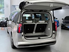 Volvo EM90 2025 Ultra six-seater - фото 14