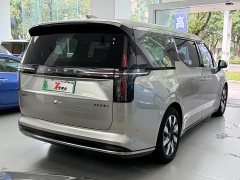 Volvo EM90 2025 Ultra six-seater - фото 15