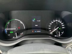 Toyota SIENNA 2.5L Hybrid Premium Edition - фото 4