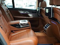 BMW 7 Series 740Li xDrive M Sport Executive Package - фото 13