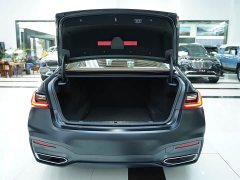 BMW 7 Series 740Li xDrive M Sport Executive Package - фото 17