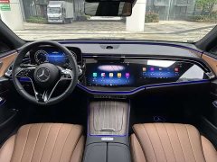 Mercedes-Benz E-Class New Energy 2024 E 350 e L plug-in hybrid sedan - фото 10