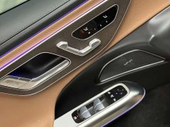 Mercedes-Benz E-Class New Energy 2024 E 350 e L plug-in hybrid sedan - фото 12